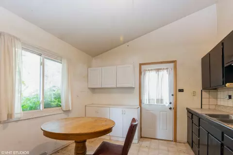 3462 Roesner Dr, Markham, IL 60428 photo 6