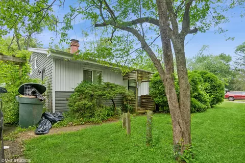 3462 Roesner Dr, Markham, IL 60428 photo 2
