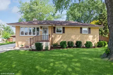 5418 W 83rd Pl, Burbank, IL 60459