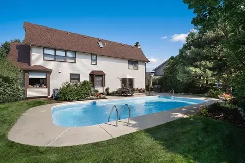 1519 Laburnum Rd, Hoffman Estates, IL 60192 photo 33
