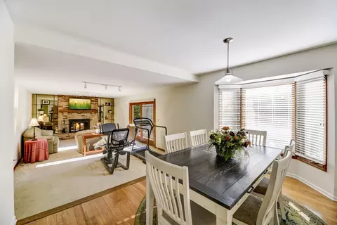 1519 Laburnum Rd, Hoffman Estates, IL 60192 photo 12
