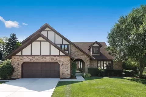1519 Laburnum Rd, Hoffman Estates, IL 60192