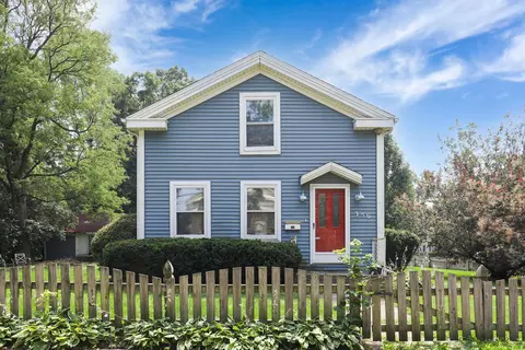 356 First St, Batavia, IL 60510