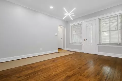 7539 S Champlain Ave, Chicago, IL 60619 photo 3