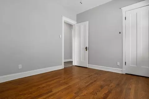 7539 S Champlain Ave, Chicago, IL 60619 photo 16