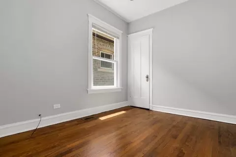 7539 S Champlain Ave, Chicago, IL 60619 photo 12
