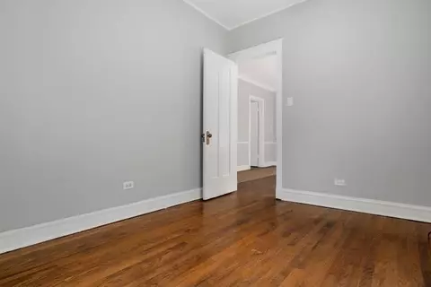 7539 S Champlain Ave, Chicago, IL 60619 photo 13