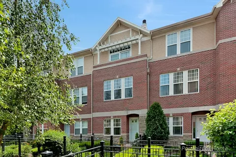231 N West St #0, Wheaton, IL 60187