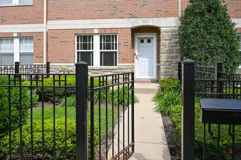 231 N West St #0, Wheaton, IL 60187 photo 5