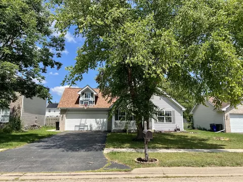 5696 Petworth Dr, Rockford, IL 61109