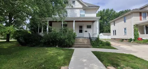 803 1st Ave, Sterling, IL 61081