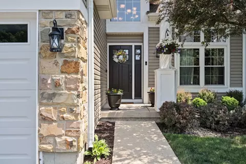 1700 Edgewood Dr, Algonquin, IL 60102 photo 2