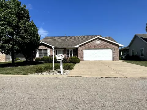 2307 Liberty Ln, Peru, IL 61354