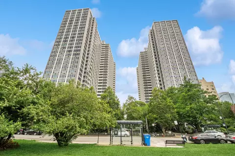 4250 N Marine Dr #1634, Chicago, IL 60613