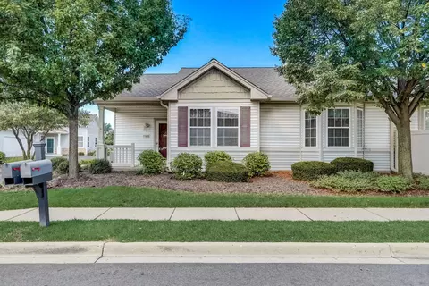 11645 River Terrace Ln, Huntley, IL 60142
