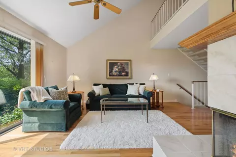 4527 Opal Dr, Hoffman Estates, IL 60192 photo 8