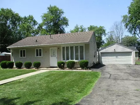 1411 Cherokee Ln, Ottawa, IL 61350