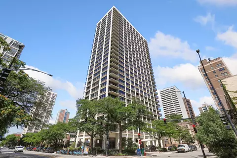88 W Schiller St #1704L, Chicago, IL 60610