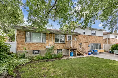 1561 Lee Ave, Melrose Park, IL 60160 photo 20