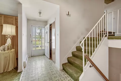 1561 Lee Ave, Melrose Park, IL 60160 photo 3