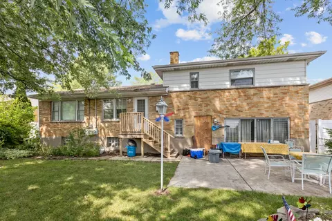 1561 Lee Ave, Melrose Park, IL 60160 photo 18