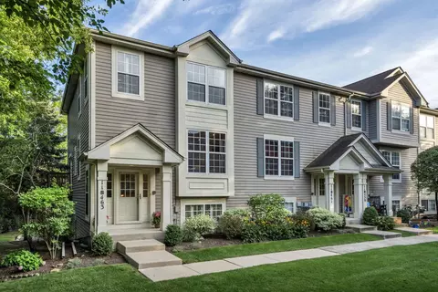 11 S463 Rachael Ct, Willowbrook, IL 60527