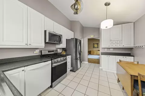 1320 Elm St, Wheaton, IL 60189 photo 8