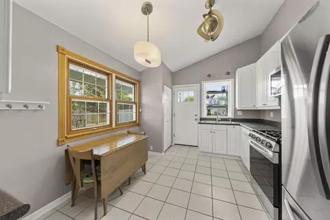 1320 Elm St, Wheaton, IL 60189 photo 7