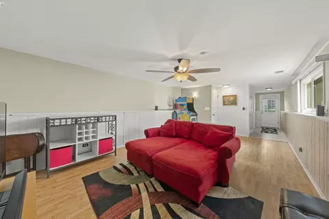 1320 Elm St, Wheaton, IL 60189 photo 14