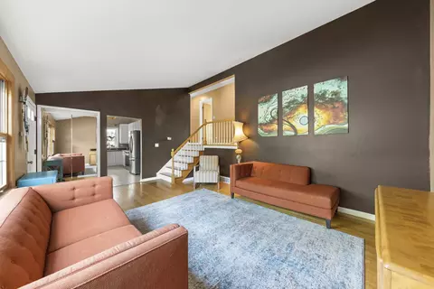 1320 Elm St, Wheaton, IL 60189 photo 3