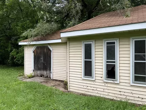 320 Bellaire Ave, Des Plaines, IL 60016 photo 29