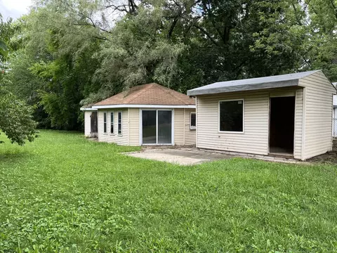 320 Bellaire Ave, Des Plaines, IL 60016 photo 27