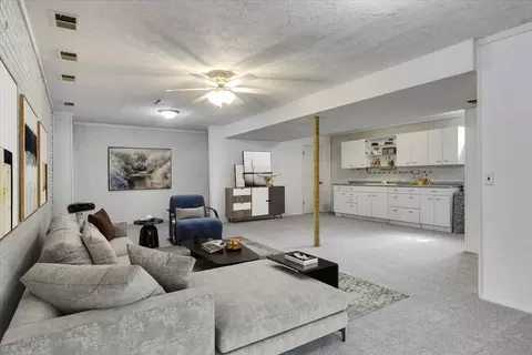 1202 N Oak St, Normal, IL 61761 photo 10