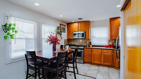 2813 S 13th Ave, Broadview, IL 60155 photo 4