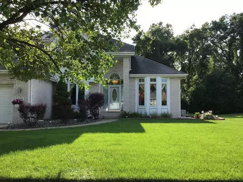 18690 Forest View Ln, Lansing, IL 60438