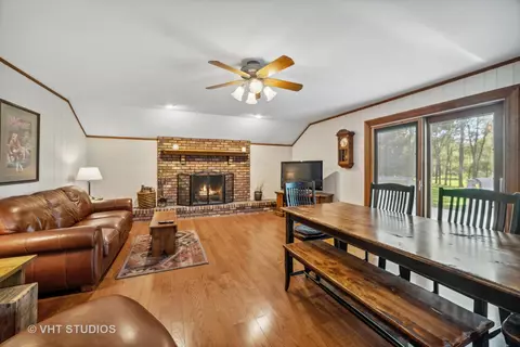 8 N880 Nolan Rd, Elgin, IL 60124 photo 14