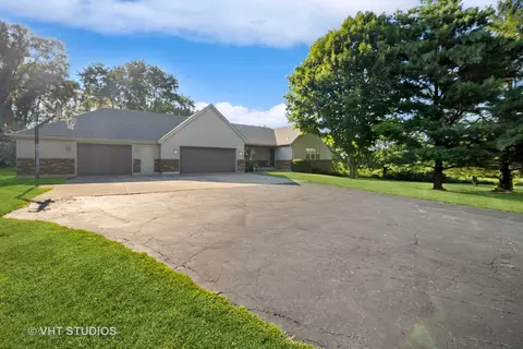 8 N880 Nolan Rd, Elgin, IL 60124 photo 2