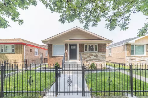 11028 S Eberhart Ave, Chicago, IL 60628