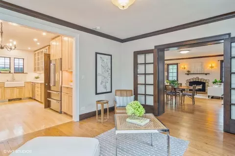 501 S Pine Ave, Arlington Heights, IL 60005 photo 9