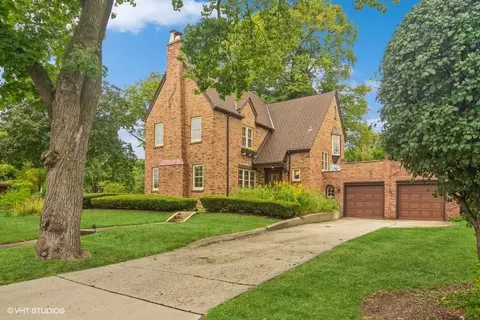 501 S Pine Ave, Arlington Heights, IL 60005 photo 2