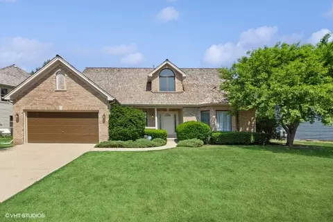 1247 Birchdale Ln, Aurora, IL 60504