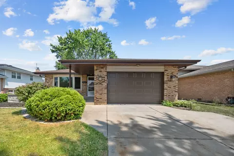 5320 138th St, Crestwood, IL 60445