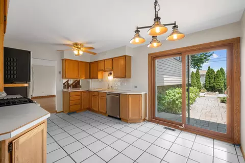 5320 138th St, Crestwood, IL 60445 photo 8