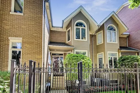 1241 W Fletcher St #G, Chicago, IL 60657