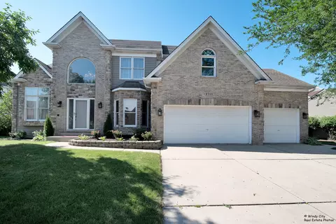 1711 Edgewood Dr, Algonquin, IL 60102