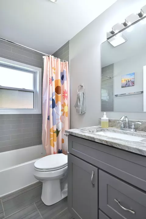 445 Broadview Ave, Hillside, IL 60162 photo 14