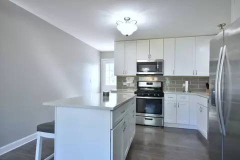 445 Broadview Ave, Hillside, IL 60162 photo 9