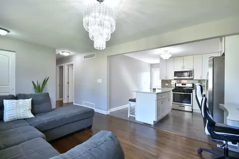 445 Broadview Ave, Hillside, IL 60162 photo 8