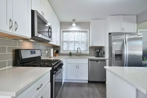 445 Broadview Ave, Hillside, IL 60162 photo 11