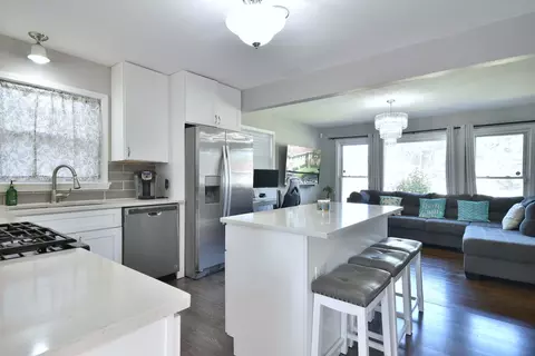 445 Broadview Ave, Hillside, IL 60162 photo 12